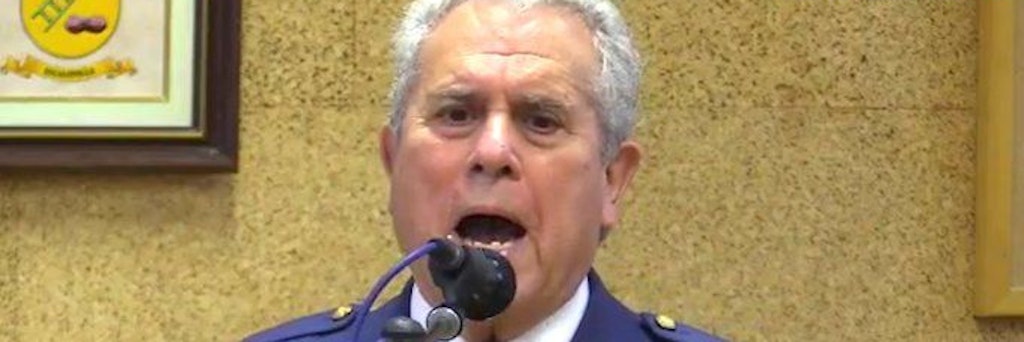 Ex-General Francisco Beca will laut einem Chat 26 Millionen Spanier erschießen lassen. Er bestreitet die Aussage.