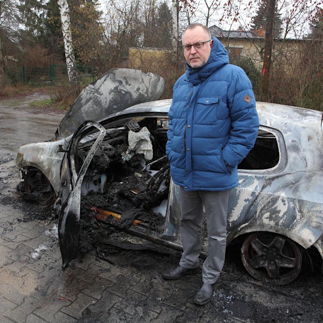 Neuköllns Vize-Bürgermeister Falko Liecke: Chaoten fackeln Auto seiner Frau ab