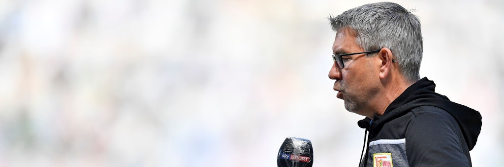 Unions Trainer Urs Fischer musste in Gladbach einmal mehr erkennen, dass sein Team dick im Abstiegskampf feststeckt. 