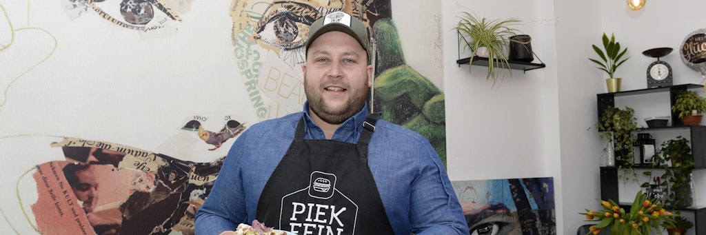 Kay Sokolowski mit Ceasar Chicken Bowl (9,90 Euro).