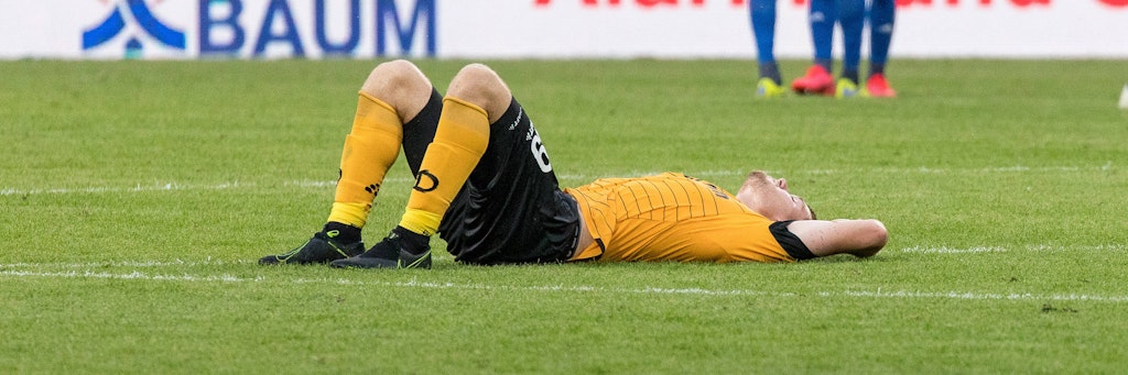 Kevin Ehlers nach dem Gegentor vom HSV: Kaputt und kraftlos.