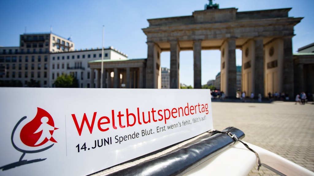 Am 14. Juni ist Weltblutspendertag. Der Bedarf an Konserven bleibt konstant – alle sieben Sekunden benötigt ein Patient in Deutschland eine Bluttransfusion.