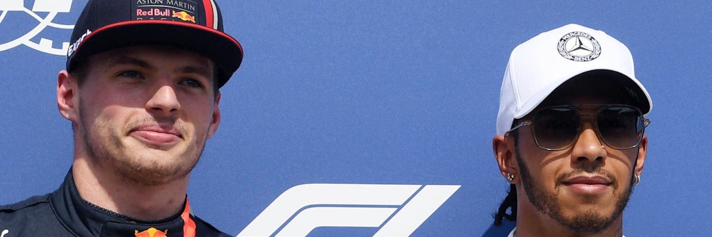 Red-Bull-Pilot Max Verstappen (l.) will den Lauf von Lewis Hamilton und Mercedes diese Saison stoppen.