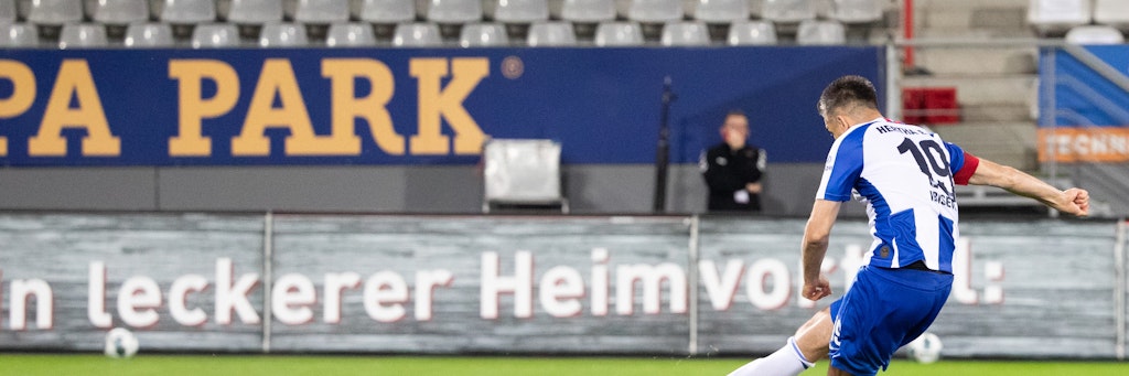 Beim Strafstoß zum 1:1 in Freiburg zeigte Kapitän Vedad Ibisvic keine Nerven und verwandelte. Trotzdem verlor Hertha 1:2.