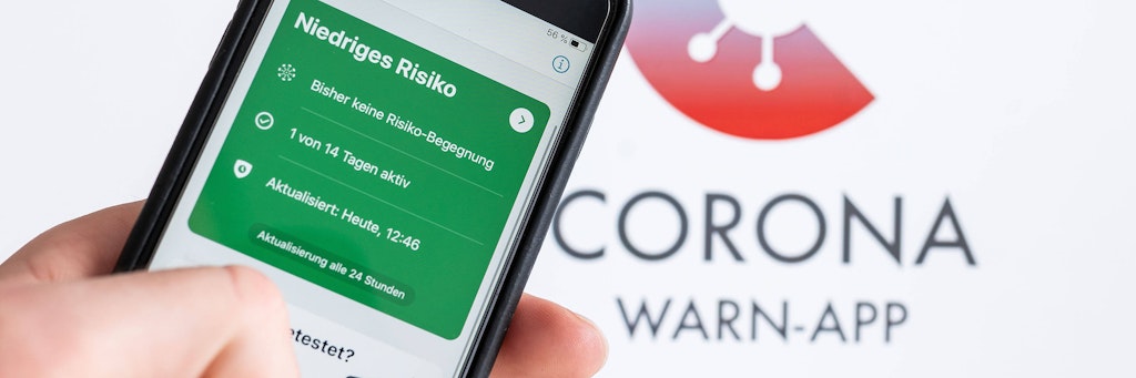 Die Corona Warn App auf einem Apple iPhone.