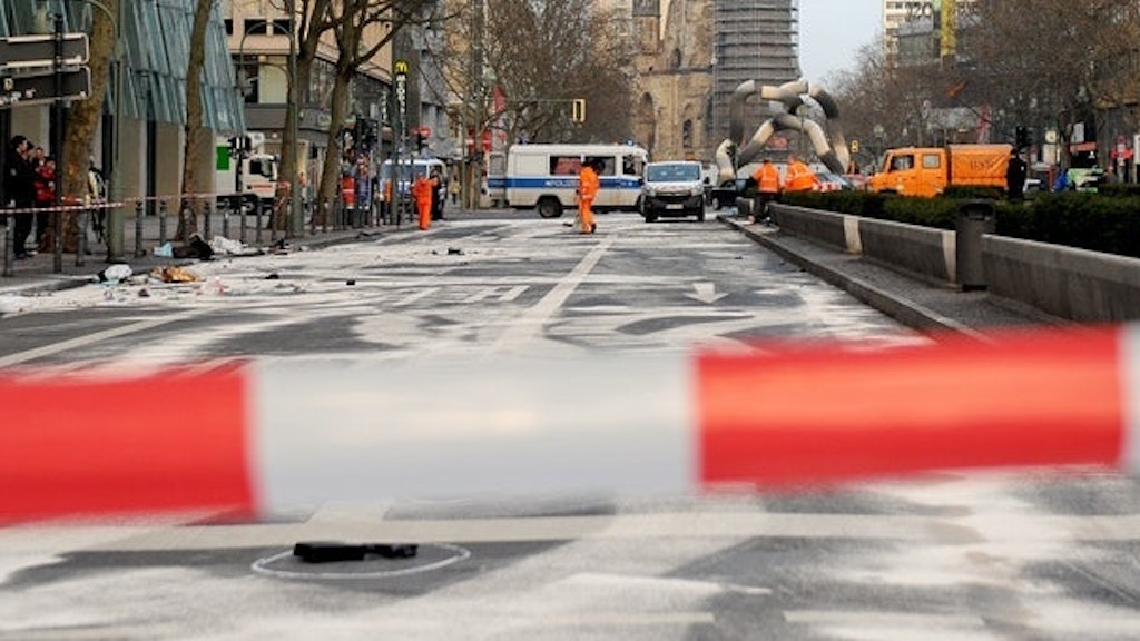 Die Unfallstelle am Morgen des 1. Februar 2016: Michail Warshitsky hatte keine Chance. Er fuhr bei Grün auf die Kreuzung, wo er von einem Audi mit Tempo 170 erfasst wurde.