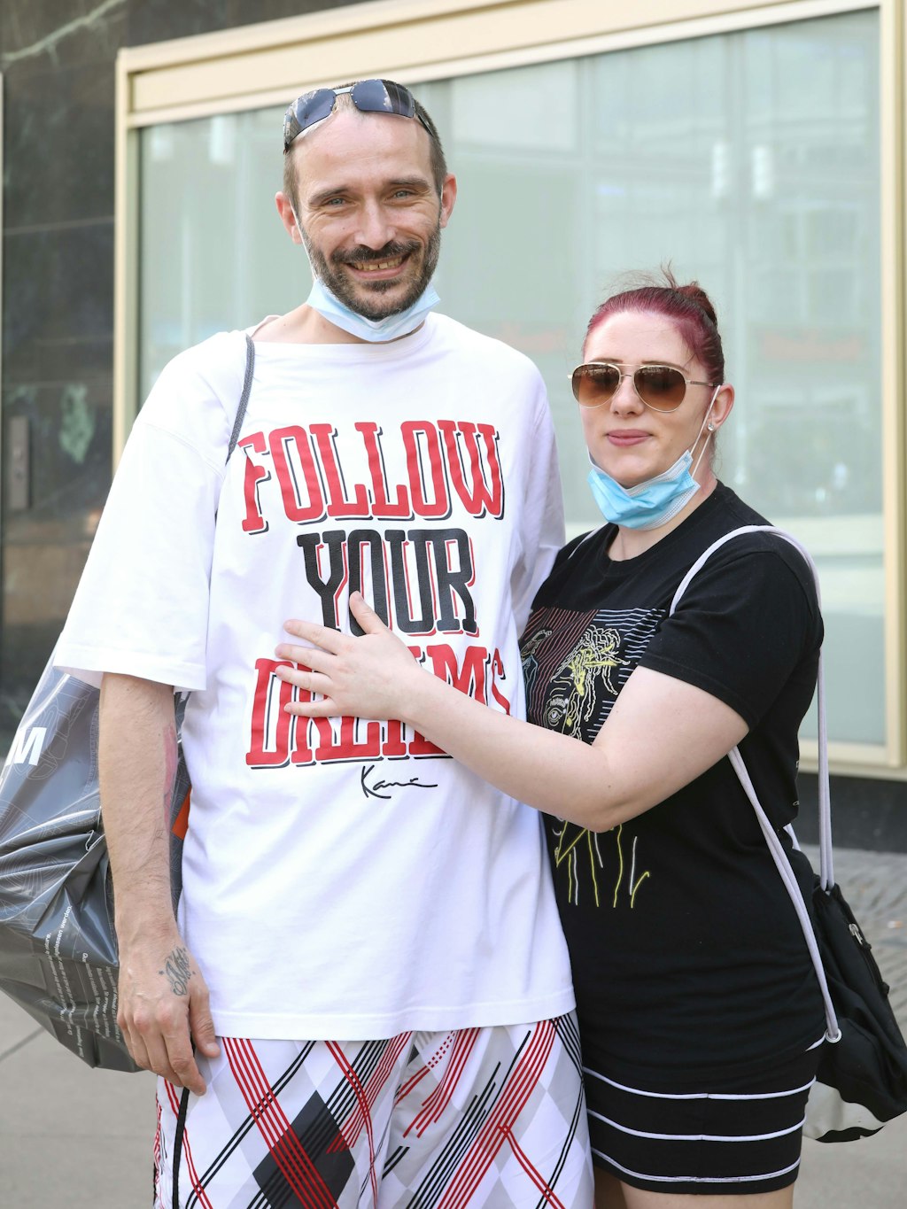 Mike Eckstein (42) und Eva Weigel (28) kommen aus Bayreuth, sie haben die App noch nicht.