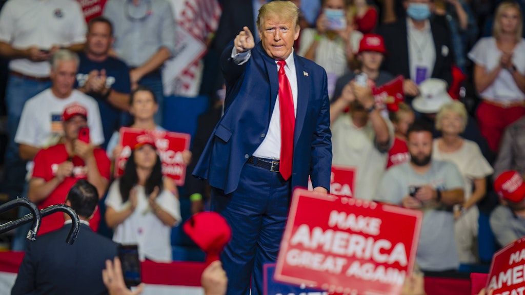 Donald Trump in gewohnter Pose – der zweifelnde Gesichtsausdruck ist dagegen neu.
