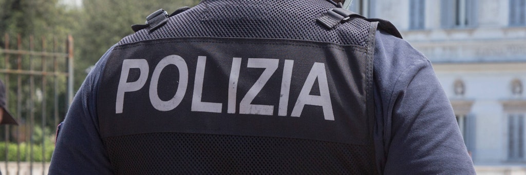 Bei der italienischen Polizei hat es einen Skandal gegeben.