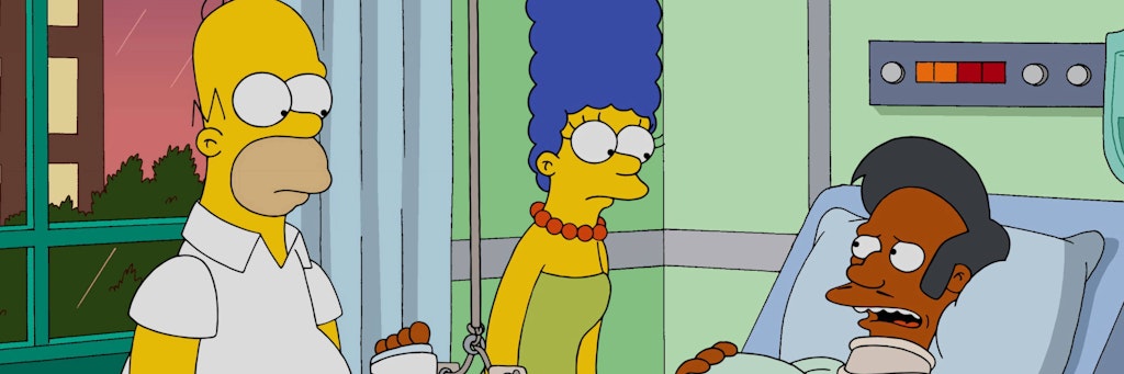 Die Simpsons-Charaktere Homer, Marge and Apu in einer Folge der Zeichentrick-Serie. Kritiker hatten dem Synchronsprecher Apus Rassismus vorgeworfen.