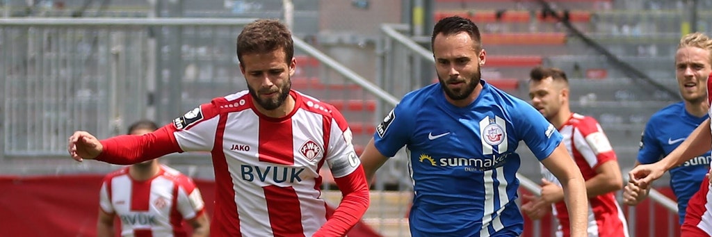 Pascal Breier und der F.C. Hansa lassen sich in Würzburg den Schneid abkaufen.