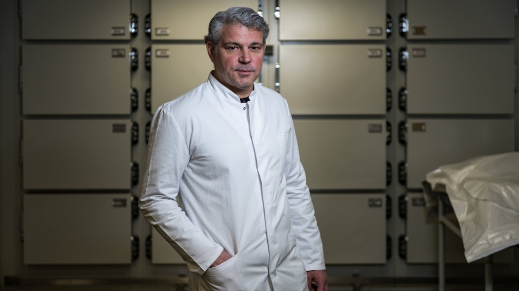 Pofessor Doktor Michael Tsokos sagte am Dienstag im Mordprozess aus.