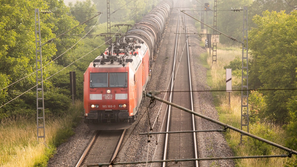 Die für den Güterverkehr wichtige „Rheintalschiene“ ist an der Grenze ihrer Kapazität. 
