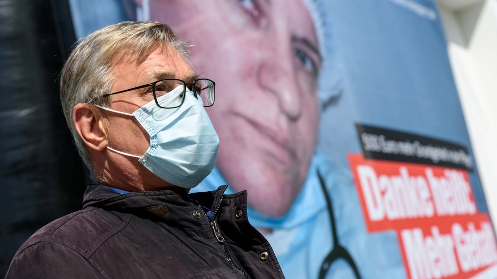 Der hessische Linke-Parteichef Bernd Riexinger wirft Behörden vor, Parteikollegen und Parteikolleginnen nicht ausreichend zu schützen.