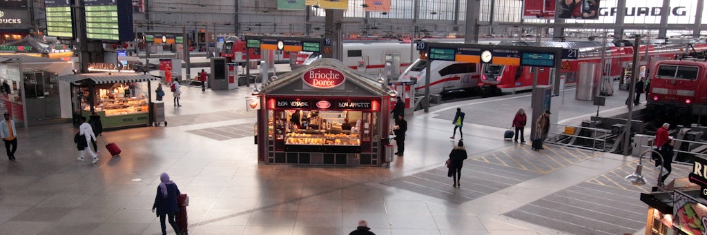 Am Münchener Hauptbahnhof kam es wegen der Corona-Anstandsregel zu einer Schlägerei (Symbolbild). 