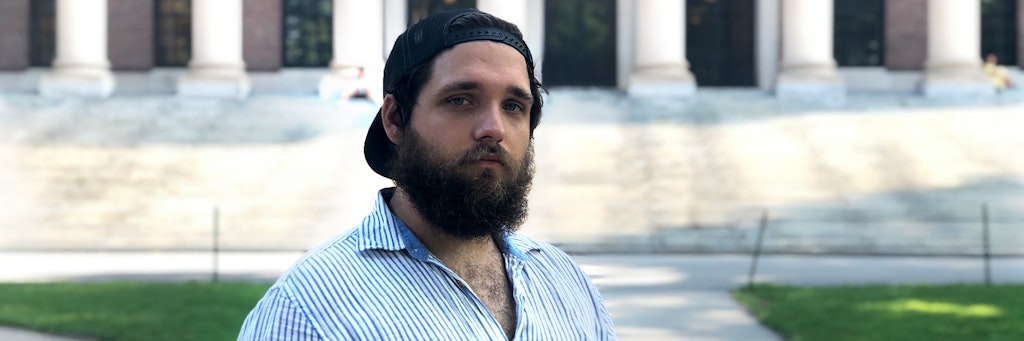 Dem deutschen Harvard-Studenten Teddy Lange droht die Ausweisung.
