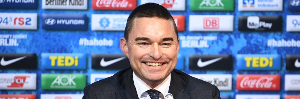 Hertha-Investor Lars Windhorst freut sich, wenn ein Weltkonzern statt einer Billig-Kette als Sponsor an Land gezogen wird. 
