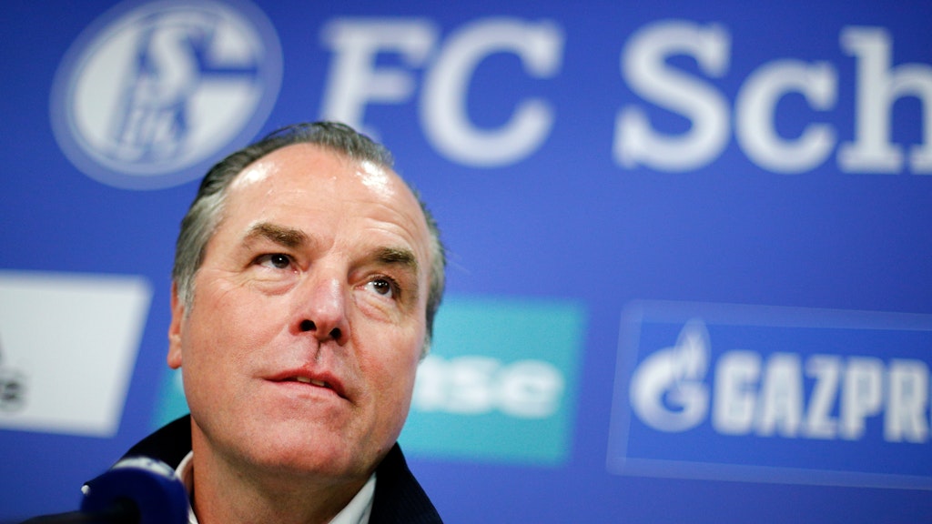 Fleischproduzent und Ex-Schalke-Aufsichtsratschef Clemens Tönnies ist sich nach dem Corona-Skandal keiner Schuld bewusst.