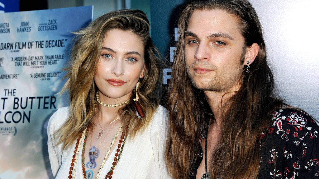 Paris Jackson mit ihrem Freund und Band-Kollegen und Gabriel Glenn