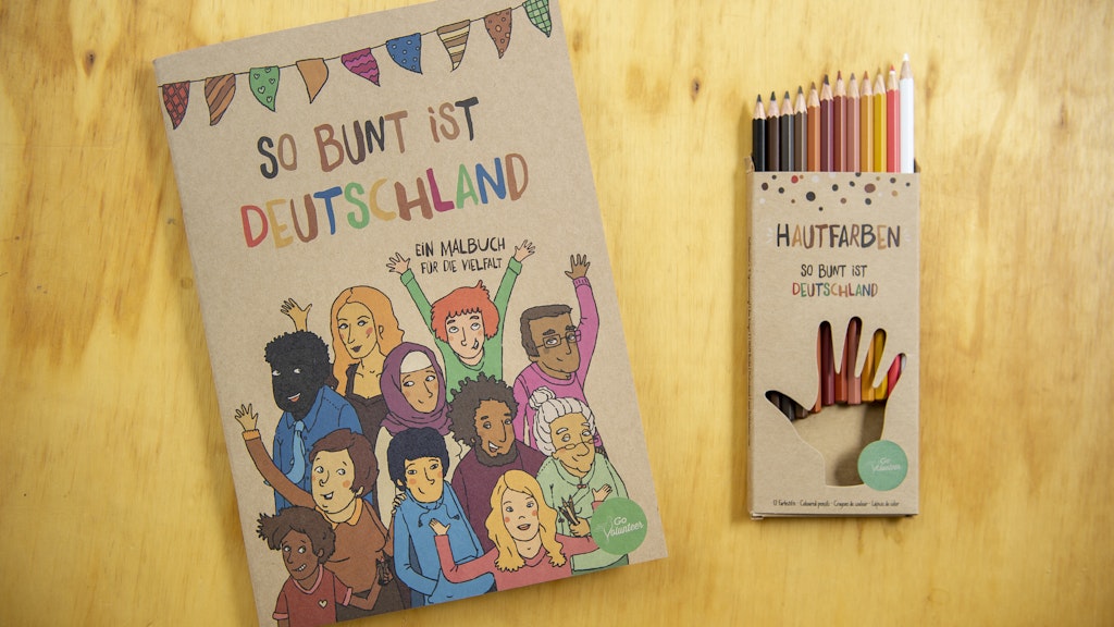 "So bunt ist Deutschland" - mit den Hautfarbe-Buntstiften und dem Malbuch von "GoVolunteer"