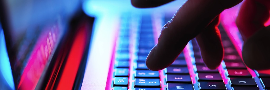 Internet-Hetzer werden mit den neuen Maßnahmen schneller erwischt und härter bestraft.