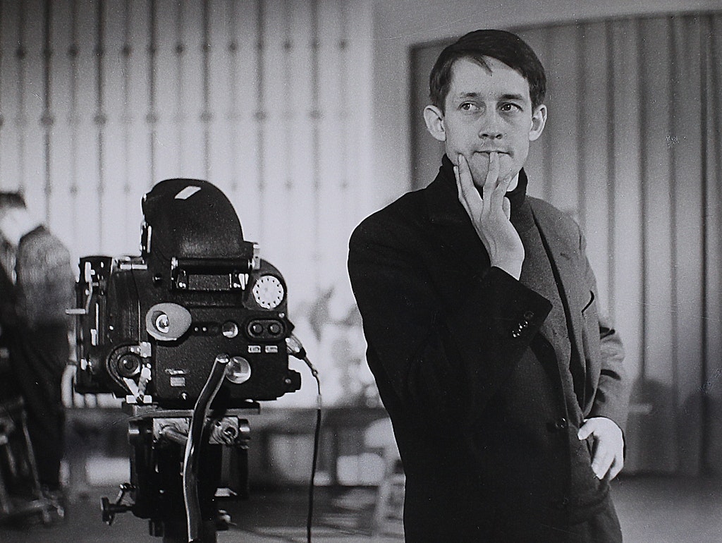 Filmemacher Winfried Junge in einer Drehpause.