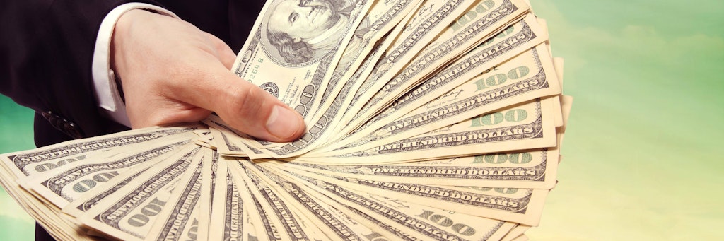 Weltweit können immer mehr Vermögende mit Dollarscheinen nur so um sich werfen.
