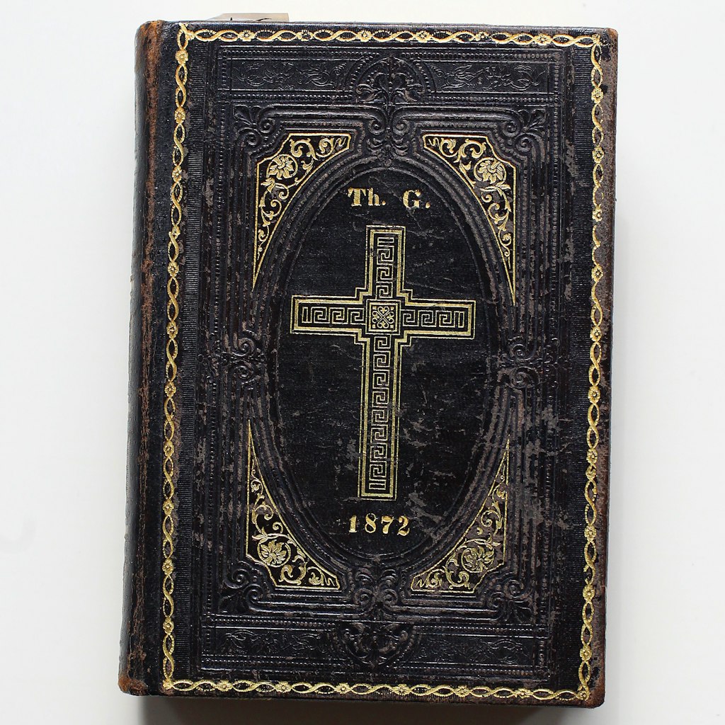 Dieses Buch fand der Sammler auf einem Flohmarkt – erst später entdeckte er, dass es vom Großvater seines Lebensgefährten stammt.
