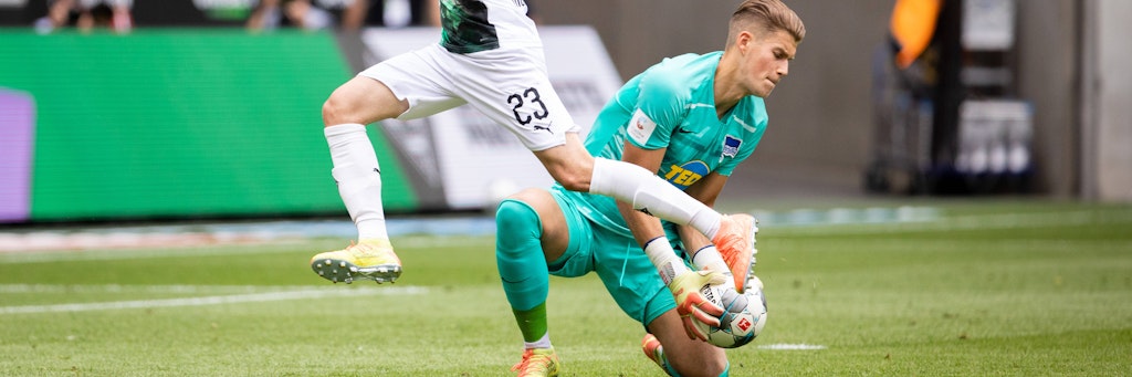 Torwart Dennis Smarsch stand beim letzten Saisonspiel in Gladbach (1:2) im Hertha-Kasten. Jetzt will er weg. 