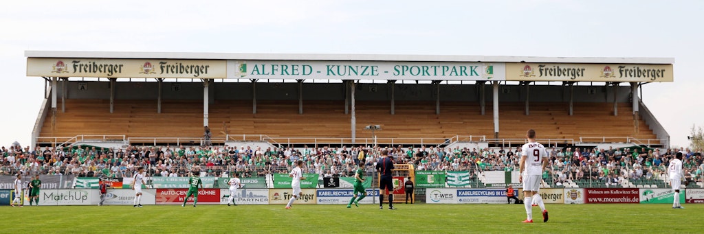 Im Alfred-Kunze-Sportpark von Chemie Leipzig will der BFC die Pokal-Klatsche gegen Altglienicke vergessen machen. 