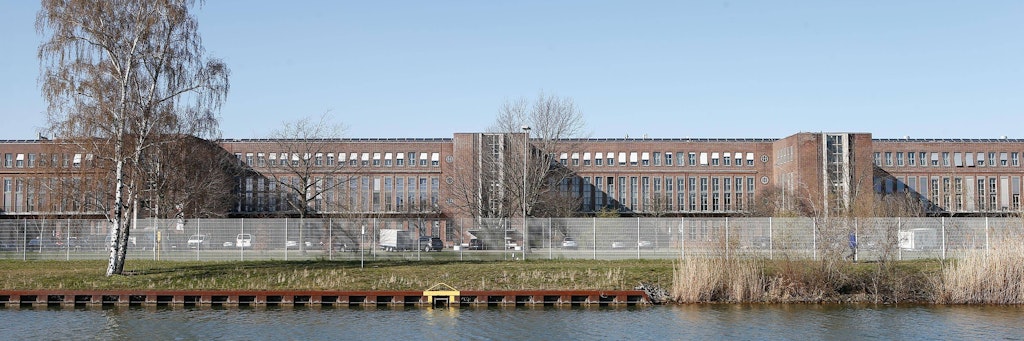Das VW-Werk in Wolfsburg: Hier ruhte 2016 tagelang die Arbeit, weil von Zuliefer-Firmen keine Teile kamen. 