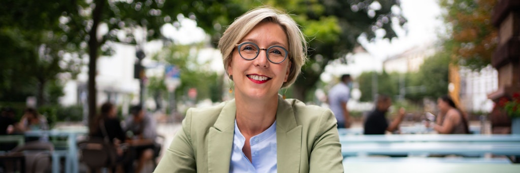Susanne Panter ist Herkunftsberaterin und Menschenaufspürerin. 