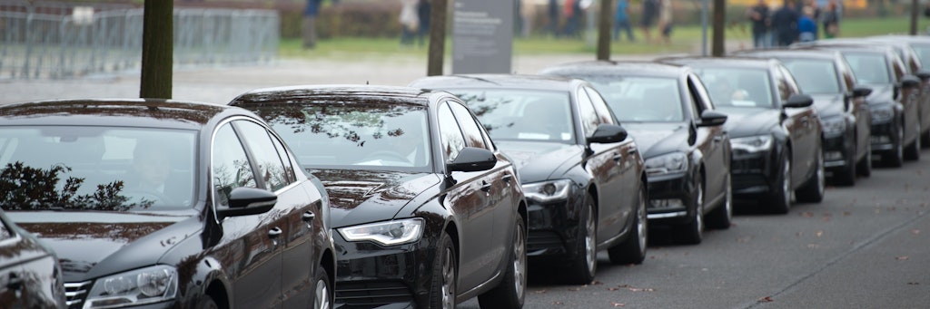 Im Jahr übernimmt die Fahrbereitschaft des Bundestags mehr als 140.000 Fahrten.