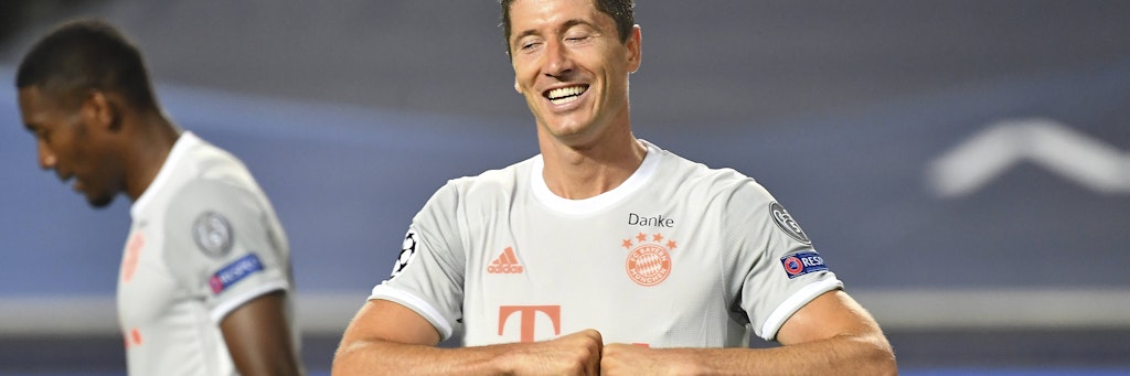 Bayerns Robert Lewandowski hat gut Lachen. Der Pole machte sein 50.Tor in der Champions League. 