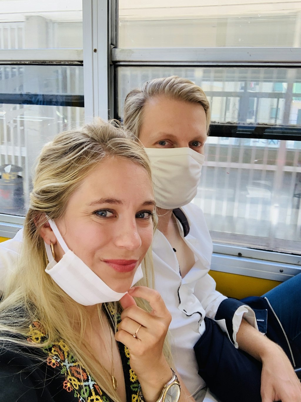 Abenteuer mit Mundschutz: Abstands- und Hygieneregeln begleiteten Jil und Andre auch bei der Weiterreise nach dem Lockdown.