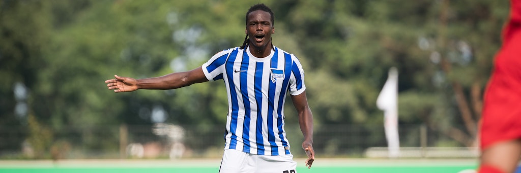 Soll von hinten den Ton angeben, ist aber derzeit verletzt: Herthas Abwehrchef Dedryck Boyata (29). 