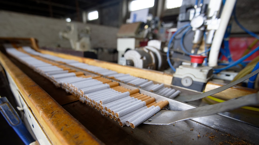 In der illegalen Fabrik wurden Millionen Zigaretten produziert. 