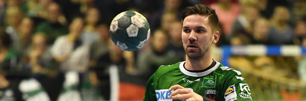 Der Nächste: Rückraumspieler Fabian Wiede (26) fehlt den Füchsen rund sechs Wochen. 