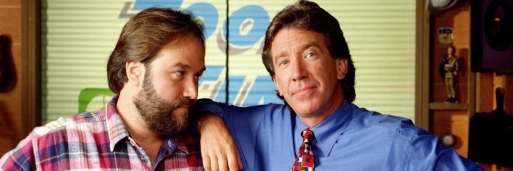 Tim Allen (r.) und Richard Karn in einer Szene aus „Hör mal, wer da hämmert“.
