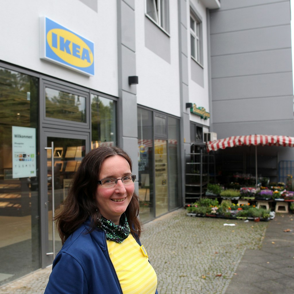 Inga Smith leitet die Ikea-Kiez-Filiale. 