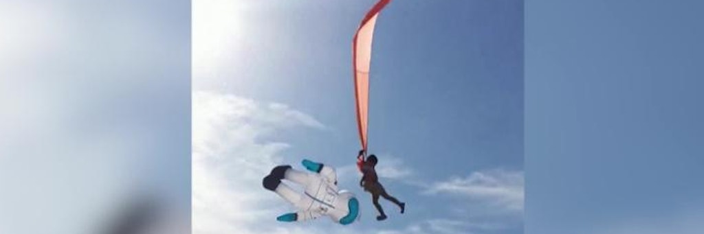 Auf Videos ist zu sehen, wie bei einem Drachenfestival in der Stadt Hsinchu das kleine Mädchen hoch in die Luft flog.