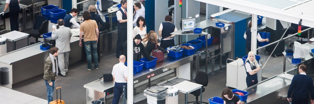 Sicherheitskontrolle am Flughafen „Franz Josef Strauß“ in München (Symbolbild)