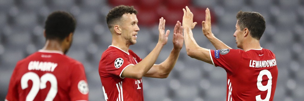 Bayerns Robert Lewandowski (r.) und Ivan Perisic sorgten für eine ganz schnelle 2:0-Führung gegen Chelsea.