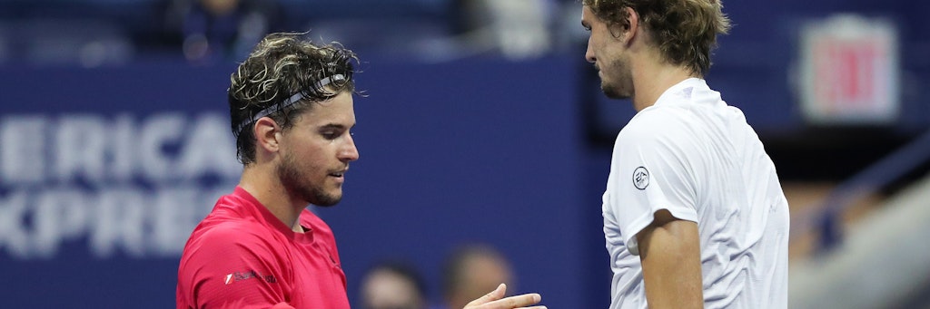 Duell der Freunde: Alexander Zverev (r.) gratuliert Dominic Thiem zum Sieg.