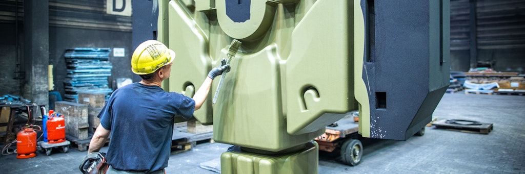 Fleißig, fleißig: Deutsche Arbeiter packen an und holen das Land aus der Corona-Wirtschaftskrise.
