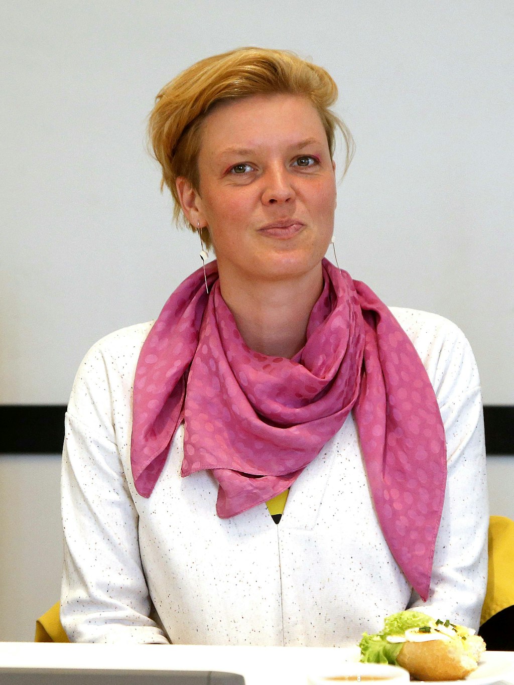 Die Politikerin Katalin Gennburg (Linke) kämpft für einen sozialen und kulturellen Mehrwert des Areals.