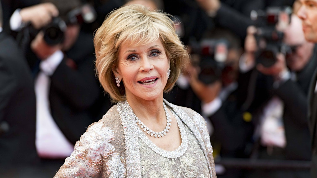 Jane Fonda wird im Dezember 83 Jahre alt.