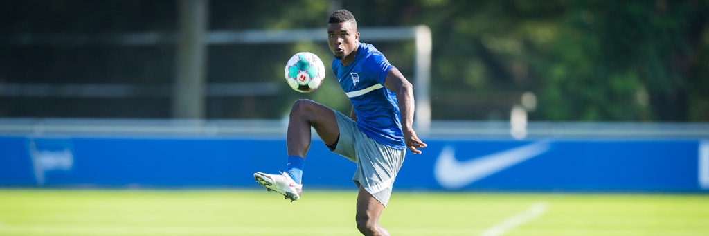 Voller Fokus: Herthas neuer Angreifer Jhon Cordoba (27) brennt auf sein blau-weißes Debüt. 