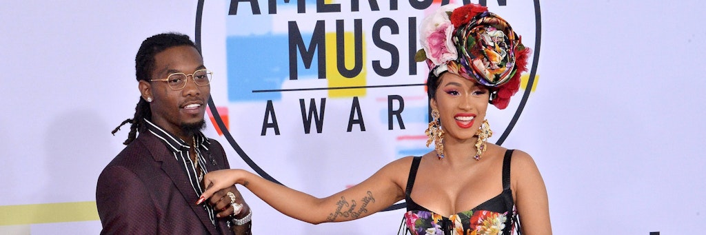 Rapperin Cardi B mit ihrem (Noch-)Mann Offset bei den American Music Awards 2018.