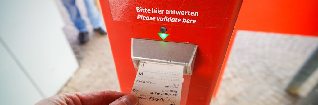 Öffi-Tickets sollen noch mal teurer werden. Also alte Tickets schnell entwerten.